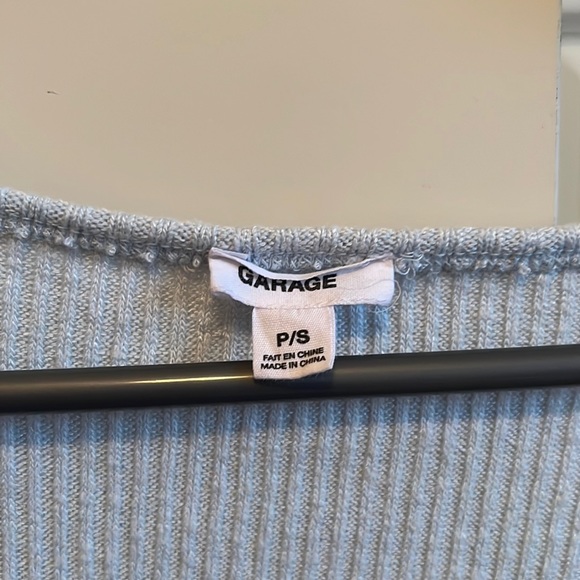 Garage baby blue button T-shirt - Picture 2 of 2